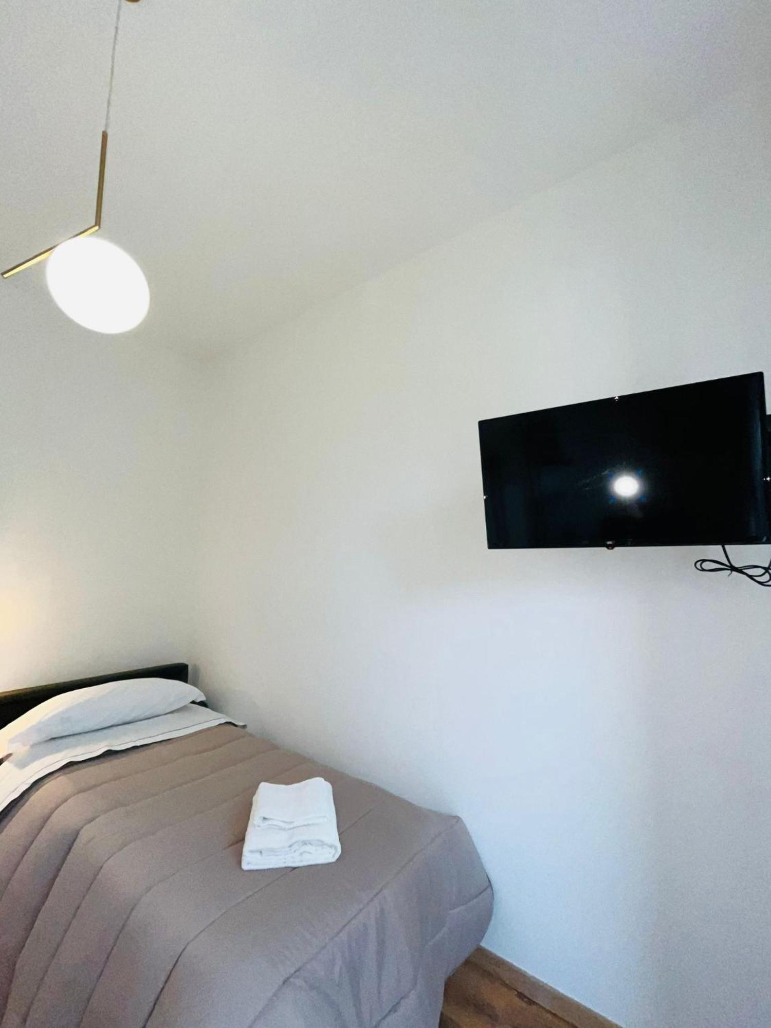 Oriani Bnb Bed & Breakfast Florence Ngoại thất bức ảnh
